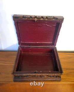 Ancien Coffret en Bois Sculpté, Boite ancienne XIXème