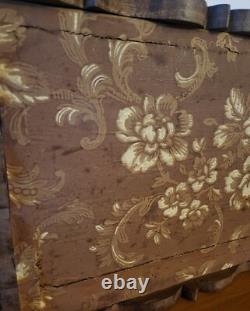 Ancien Coffret en Bois Sculpté, Boite ancienne XIXème