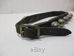 Ancien Collier Cheval En Cuir Et 12 Grelots Grelottiere Sonnaille Art Populaire