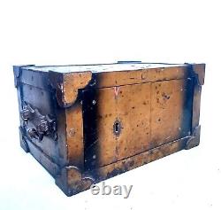 Ancien Petit Coffre Fort Dlg Fichet Bauche Old Iron Strongbox Safe Cassaforte