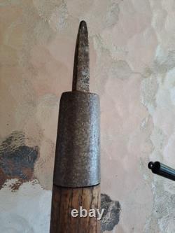 Ancien Piolet Manche Bois