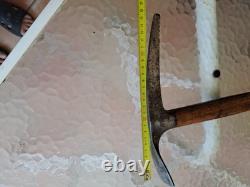 Ancien Piolet Manche Bois