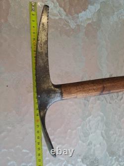 Ancien Piolet Manche Bois