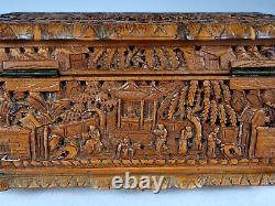 Ancien coffret bois sculpté de scènes animés Chine XIXe siècle SB265