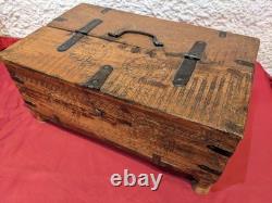 Ancien coffret de mariage art populaire XIX Inde Rajasthan curiosités déco