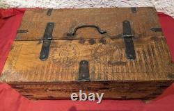 Ancien coffret de mariage art populaire XIX Inde Rajasthan curiosités déco
