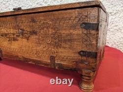 Ancien coffret de mariage art populaire XIX Inde Rajasthan curiosités déco