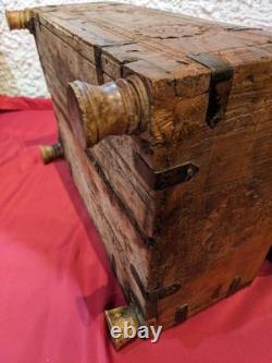 Ancien coffret de mariage art populaire XIX Inde Rajasthan curiosités déco