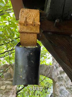 Ancien collier bois Cloche/Sonnaille avec Cloche Chèvre, Mouton, Brebis, Pyrénées