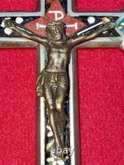 Ancien crucifix micromosaïque Rome Début XXe Métal argenté Christ en bronze