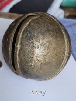 Ancien grelot d attelage Poste diligence N°9 cloche en bronze cheval Pégase 11cm