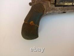 Ancien pistolet à barillet FONTIONNE collection