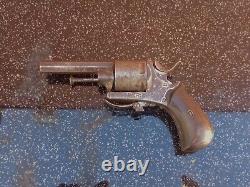 Ancien pistolet à barillet LE FOUDROYANT ESPOSITION UNIVERSELLE 1878 Collection