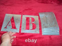 Ancien pochoir zinc alphabet lettrage 120 mm. Atelier industriel scrapbooking