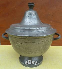 Ancien pot à bouillon, soupière en étain du XVIII° siècles art populaire