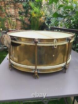 Ancien tambour en cuivre époque Napoléon III, pièce rare et historique