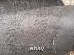 Ancienne Ombrelle Noire Damassée