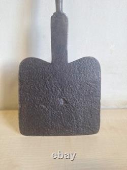 Ancienne Pelle de Cuisine en Fer Forgé 18ème