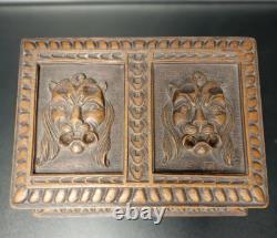 Ancienne boîte coffret bijoux Forêt Noire bois sculpté antiquité XIX ème siècle