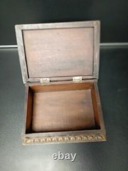 Ancienne boîte coffret bijoux Forêt Noire bois sculpté antiquité XIX ème siècle