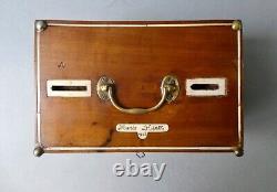 Ancienne boite de quête, de questeur, en bois et laiton, XIXème 1863