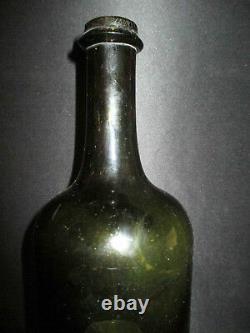Ancienne bouteille en verre soufflé champagne fin XVIII ème début XIX ème