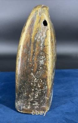 Ancienne cloche de vache en bronze moulé XIXe gravée décor d'oiseau folklorique