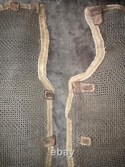 Ancienne cote de maille plastron + partie arrière lanières cuir endommagées