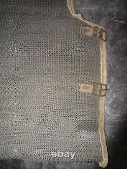 Ancienne cote de maille plastron + partie arrière lanières cuir endommagées