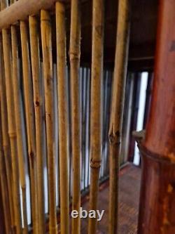 Ancienne étagère pliante en bambou