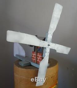 Ancienne girouette de jardin personnage articulé 1930 en bois et zing