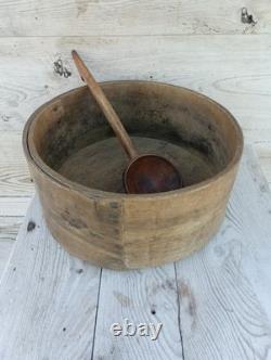 Ancienne mesure à grain + sa louche Art populaire Savoie XIXème siècle