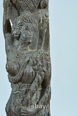 Ancienne paire de Caryatides 16ème Renaissance bois sculpté femmes lévrier aigle