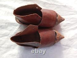 Ancienne paire de sabots souliers enfant bois et cuir ART POPULAIRE