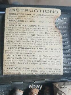 Ancienne trousse de secours médical, jolie boite métal XIX°