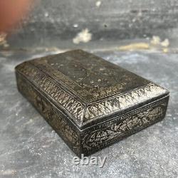 Antique Boîte à Épices Bidri Incrustée d'Argent XVIIIe/XIXe siècle Deccan, I