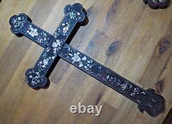 Antique Croix Bois Nacre Incrusté Large Chinese Mother of Pearl Inlaid Cross