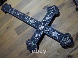 Antique Croix Bois Nacre Incrusté Large Chinese Mother of Pearl Inlaid Cross