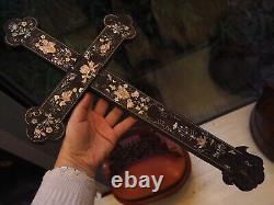 Antique Croix Bois Nacre Incrusté Large Chinese Mother of Pearl Inlaid Cross
