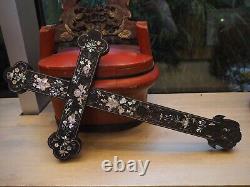 Antique Croix Bois Nacre Incrusté Large Chinese Mother of Pearl Inlaid Cross