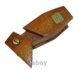 Antique Tabatière à système En Forme De Cerceuil Repose En Paix snuf box