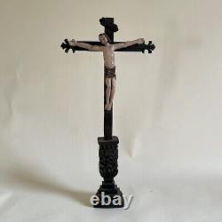 Art Populaire Du XVIIe Et Xixe Siècle Crucifixion Bois Sculpté Époque Louis XIII