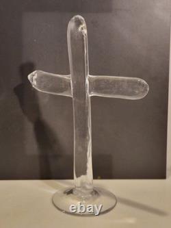 Art populaire / curiosité Grand crucifix en verre soufflé H. 36 cm ca 1970