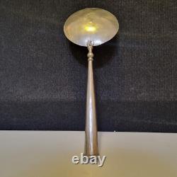 Asie Grande cuillère de service (riz.) en argent et bronze argenté L. 30,5