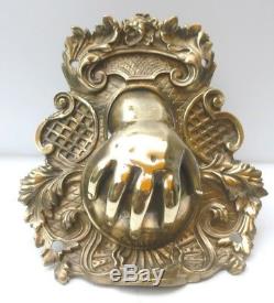 Beau et Ancien COIN DE BILLARD en Bronze du XIXème siècle Main