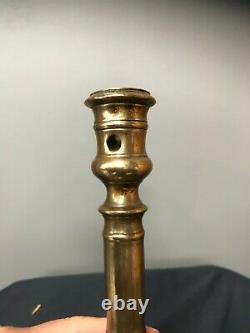 Bougeoir bronze colonne candlestick XVI / 17 Haute époque chandelier base ronde