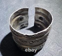 Bracelet Ethnique avec poinçons Argent Massif Berbère Afrique du Nord 120g