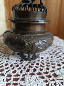 Brûle parfum encens en bronze objet d'art Asiatique décor Dragon