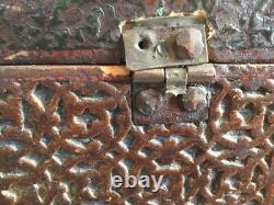 COFFRET/ BOÎTE en Bois du 1700 (33x23x15,5 cm)