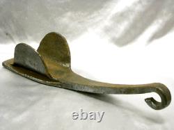 Cabinet De Curiosité Ancien Fer Forge Art Populaire Frein De Charrette